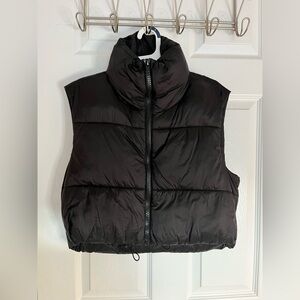 Amazon Black Puffer Vest – Women’s Medium – Lightweight Zip-Up